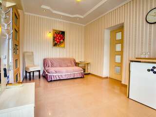 Гостиница Атрий Симеиз Семейный номер с балконом-6