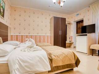 Гостиница Атрий Симеиз Классический трехместный номер-6