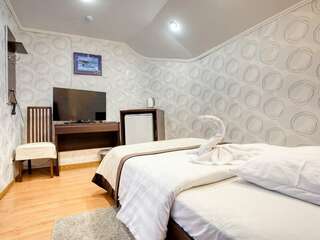 Гостиница Атрий Симеиз Семейный номер-5