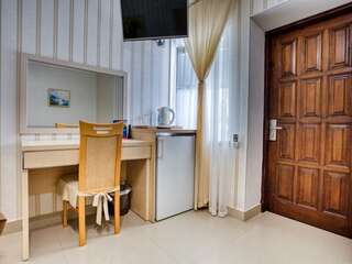 Гостиница Атрий Симеиз Классический трехместный номер-14